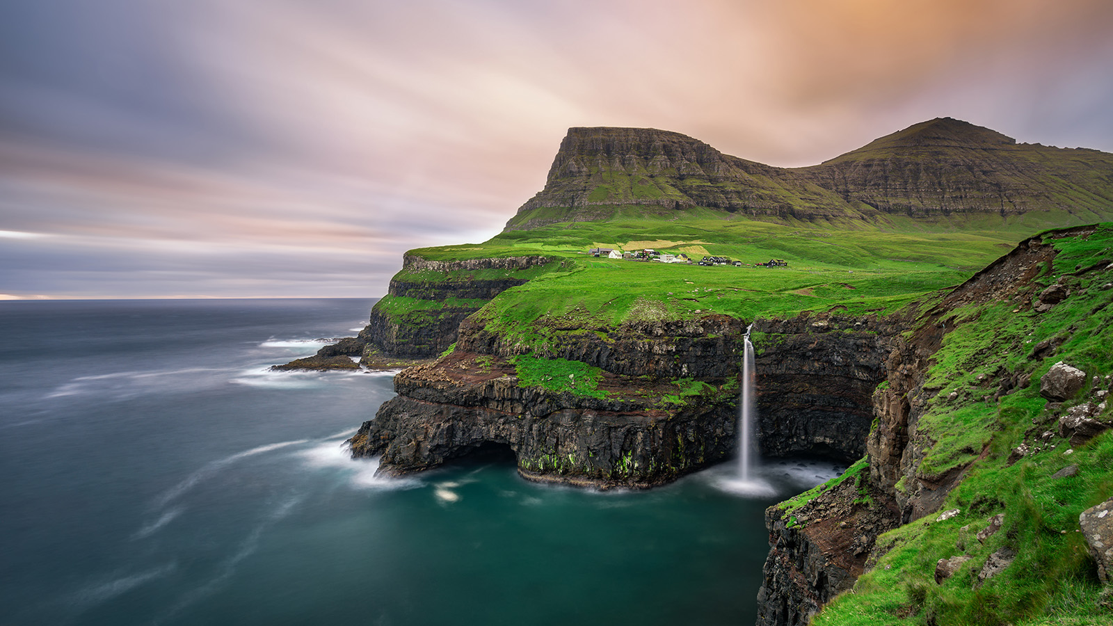 Vikingakryssning med Island & Färöarna